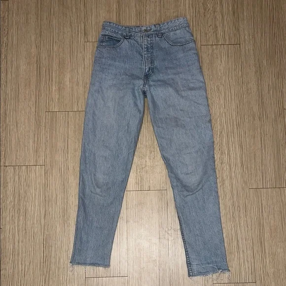 Y2K Guess Vintage Size 29 Classic Blue Denim Jeans - Picture 1 of 10